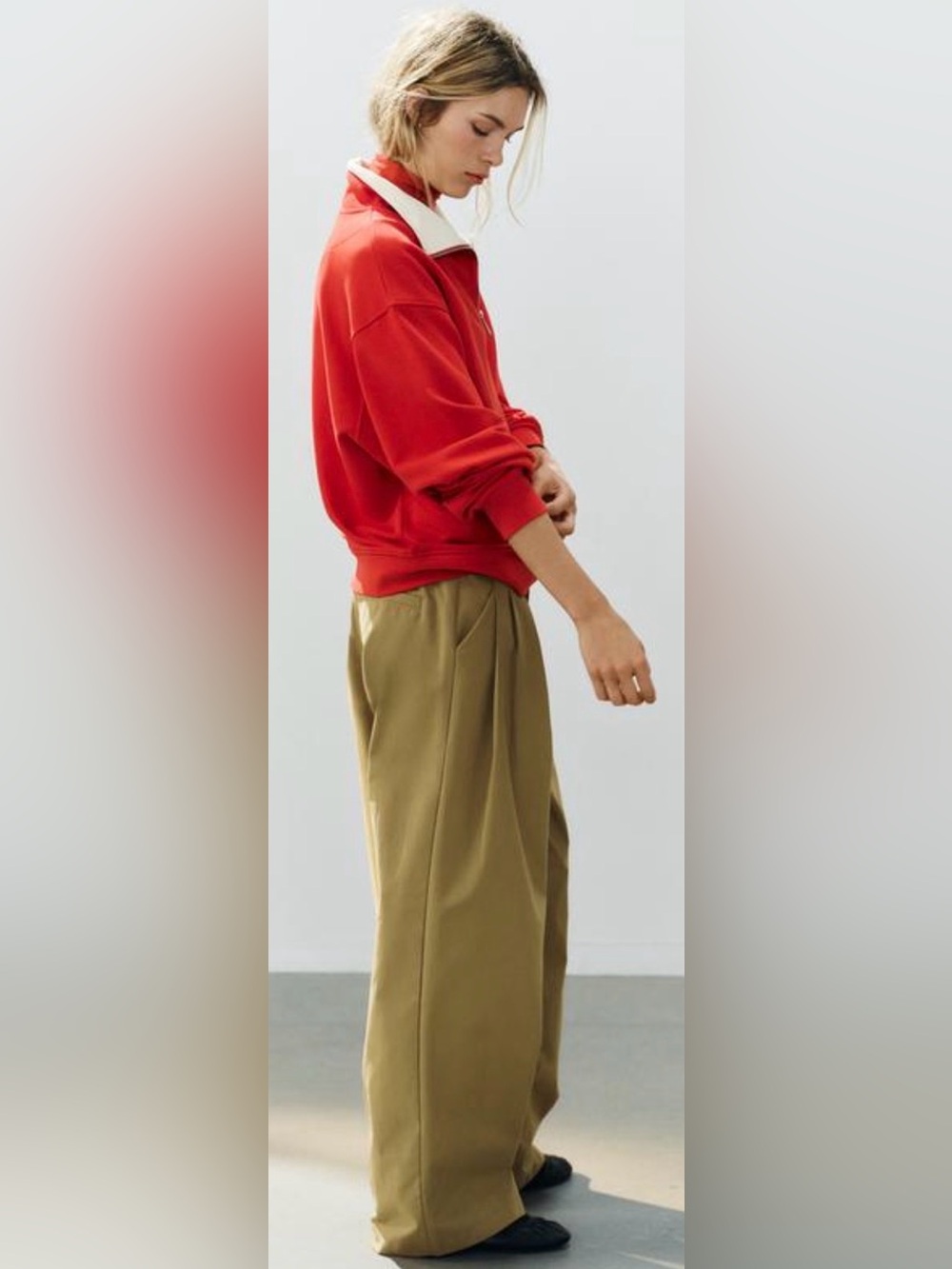 Zara Wide-Leg Pleated Trousers in Olive